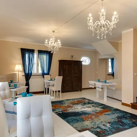 Il Giullare By Borgo Castellaccia * Cesenatico