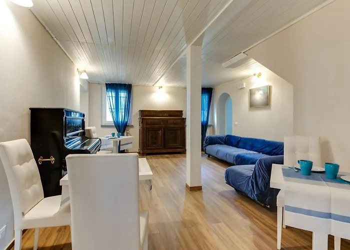 Il Giullare By Borgo Castellaccia Séjour à la ferme *